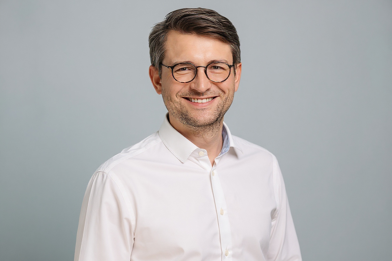 Dr. Martin Sinn